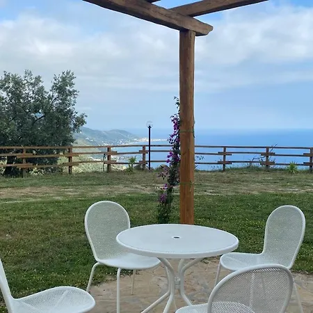 Alloggio per agriturismo Tenuta Belvedere Cilento *