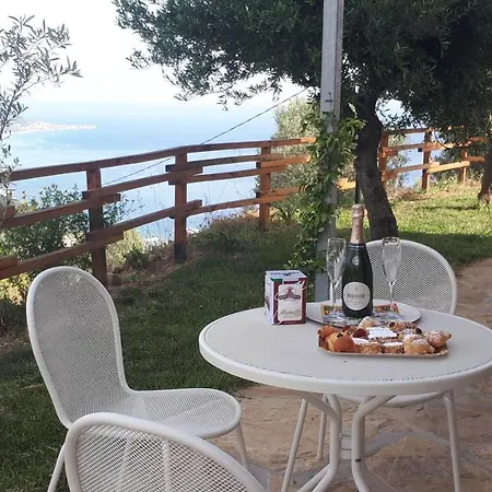 Tenuta Belvedere Cilento Alojamento de Turismo Rural Montecorice